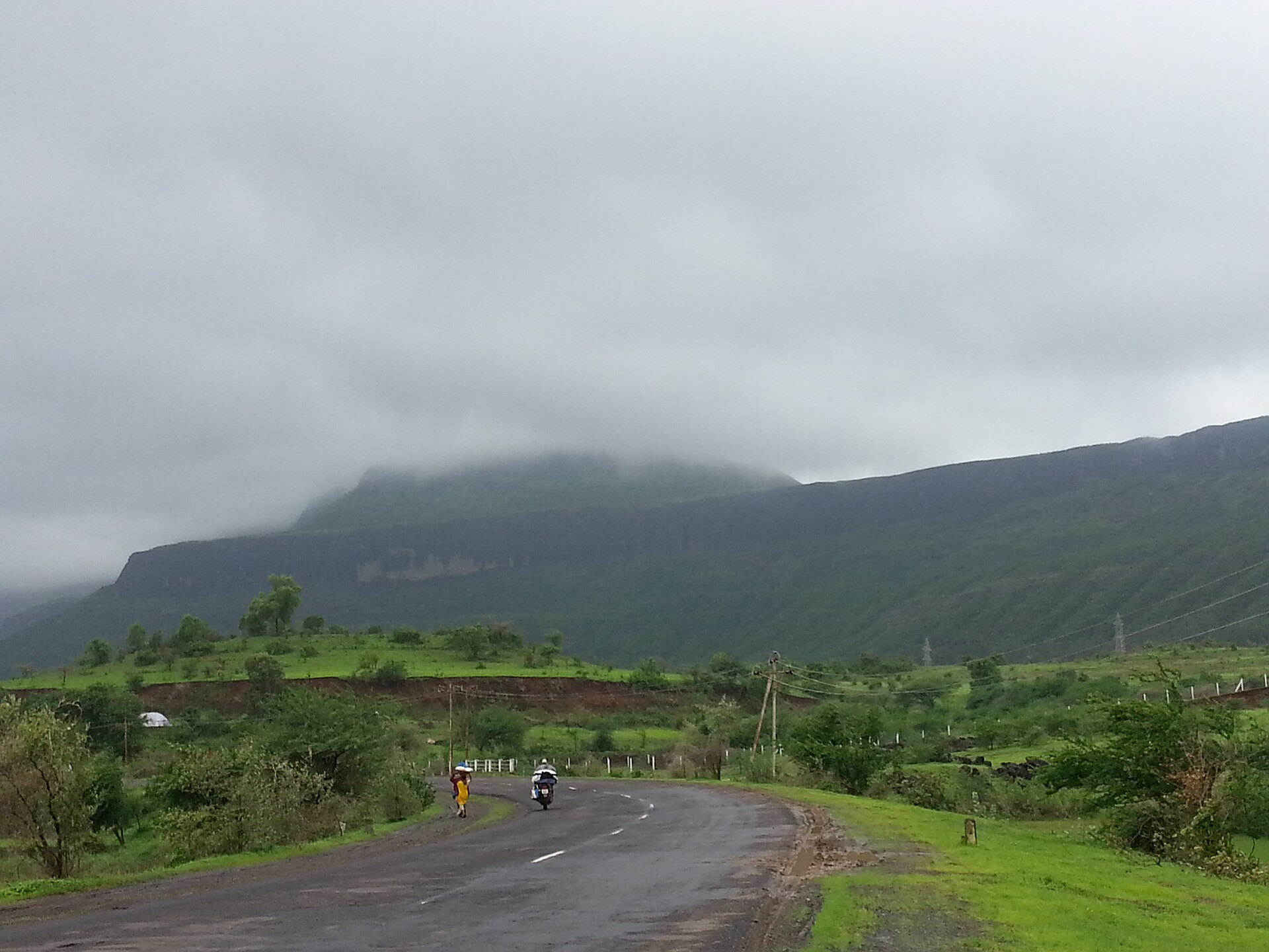 Kalsubai Peak photo 3